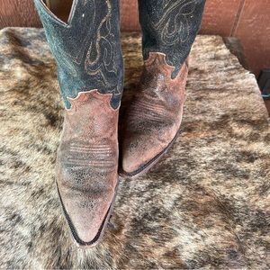 Ladies Justin Boots 7B